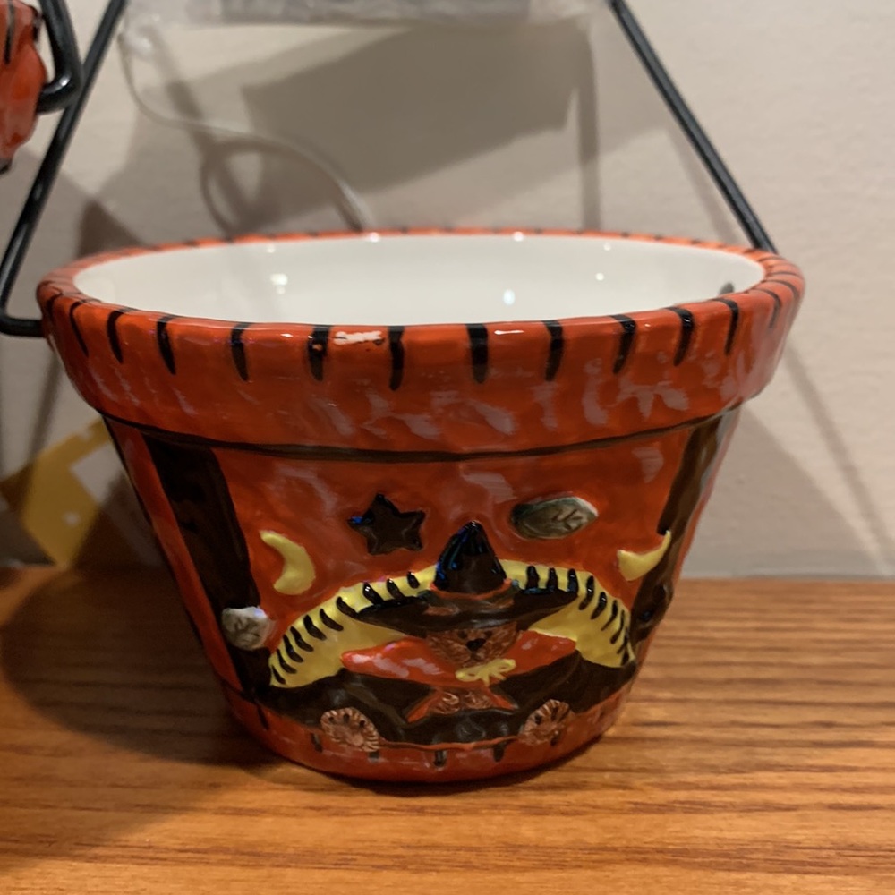 Boyd’s Bears Halloween Bruin Up Trouble ceramic bucket set - Picture 4 of 16